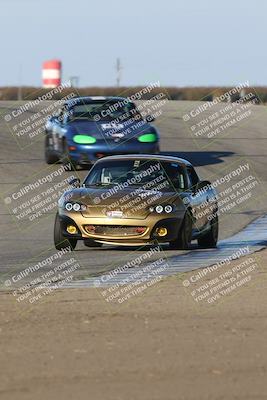 media/Nov-16-2024-CalClub SCCA (Sat) [[641f3b2761]]/Group 4/Race (Outside Grapevine)/